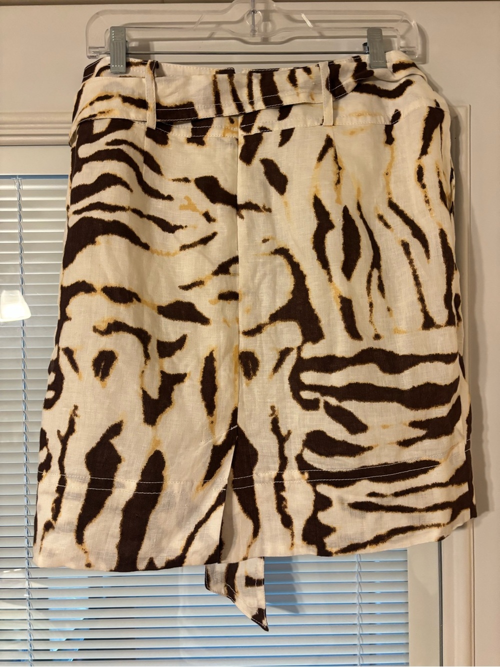 Banana Republic Cream and Brown Animal-Print Tie-Waist Mini Skirt - Picture 4 of 9